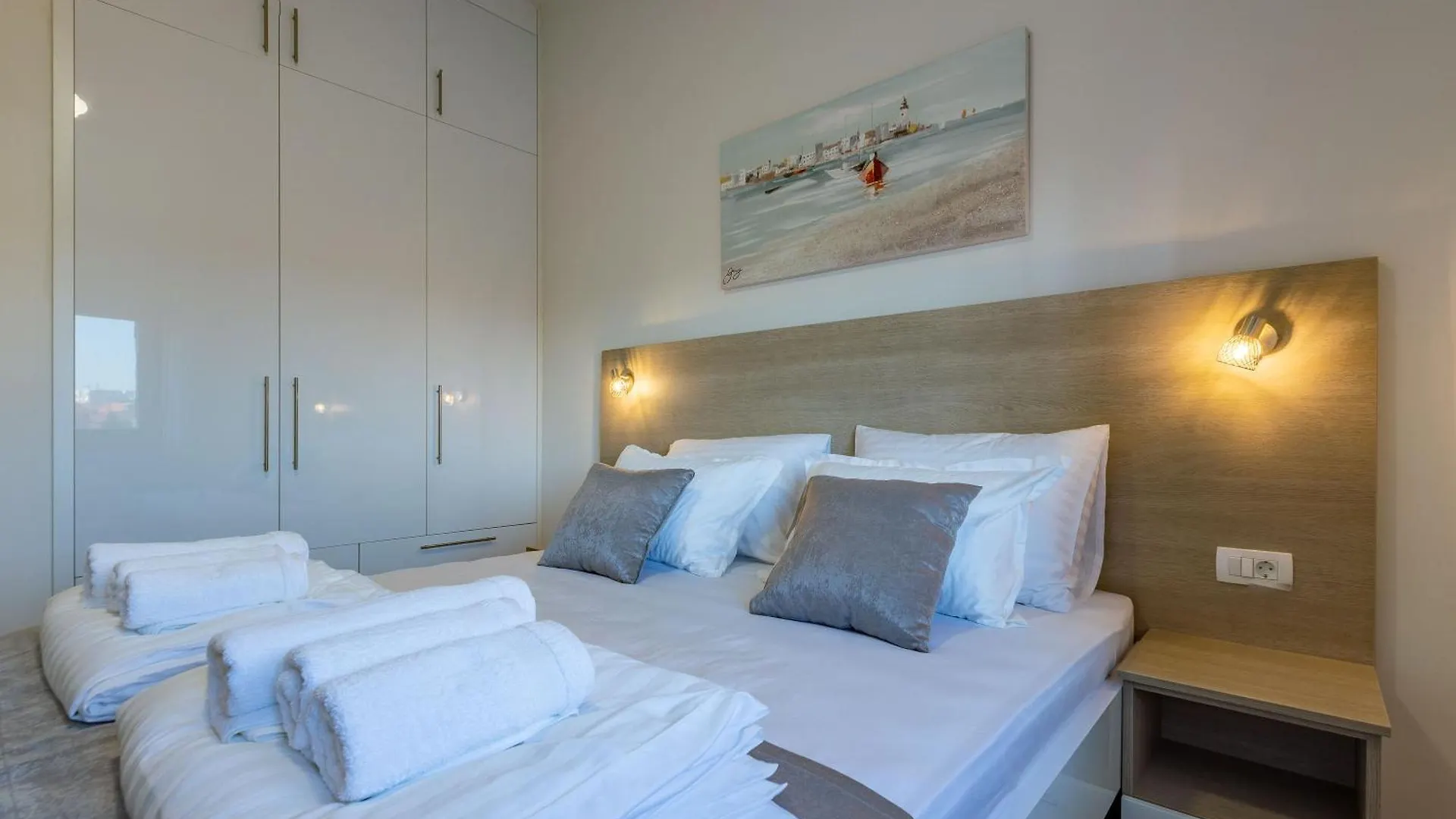 Elena&Lana Apartments Zadar Croácia